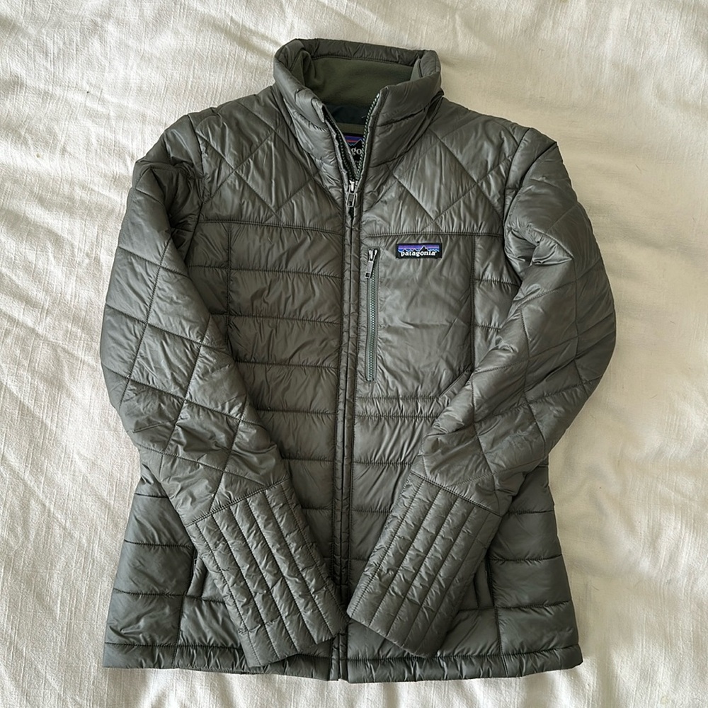 Sage Green Patagonia women’s insulated nano puff jacket